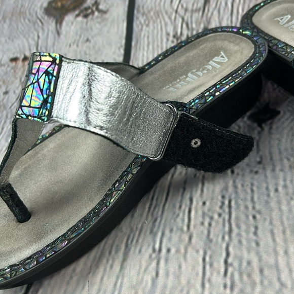 ALEGRIA 🦋 CARINA TECTONIC Multicolor Thong Pewter Pyramid Embellishment Sandals - Picture 12 of 17